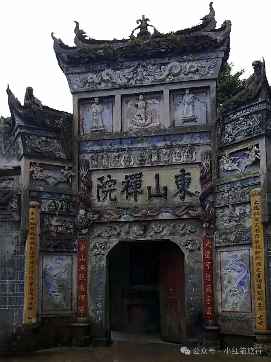 DƬ